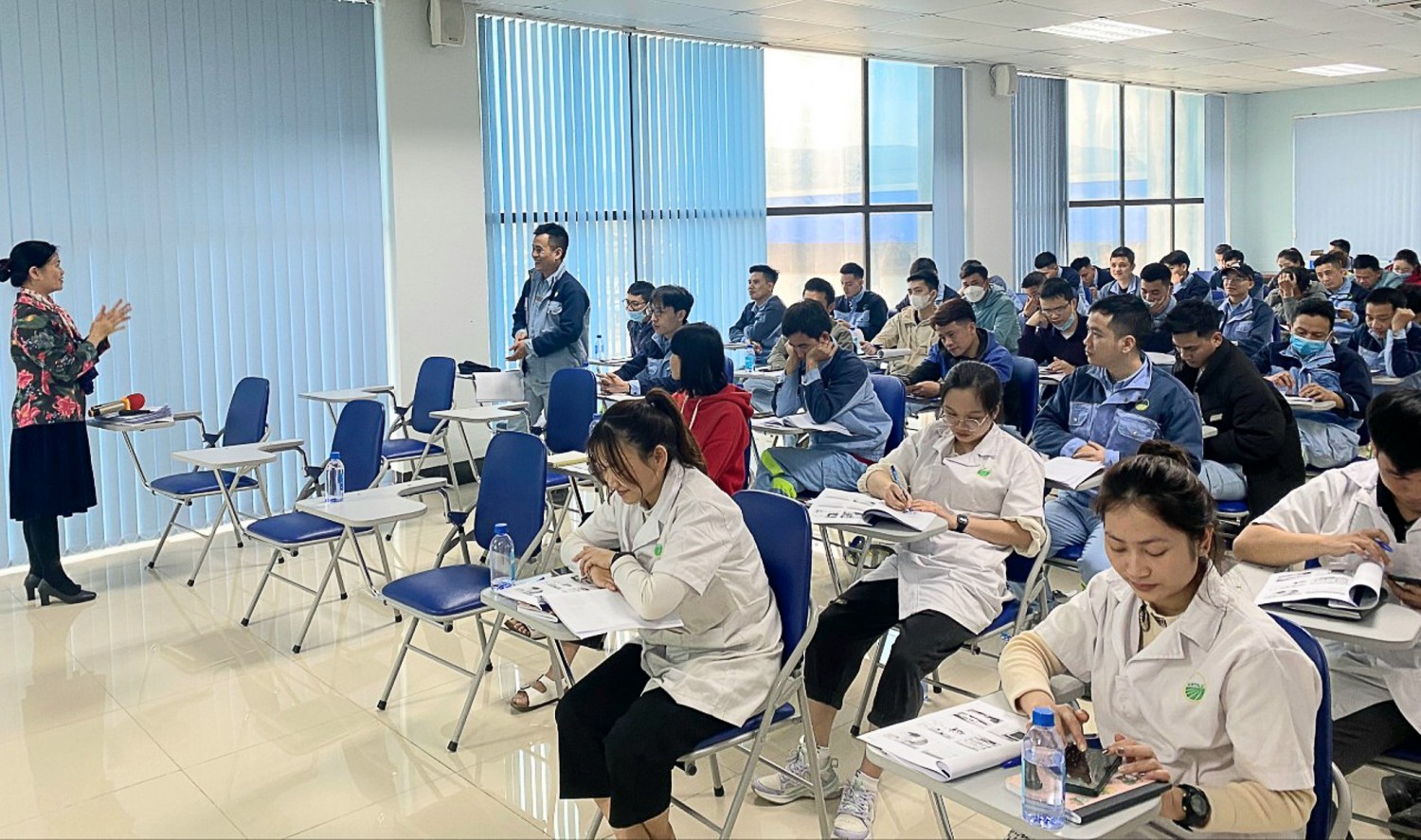 Quang cảnh khóa tập huấn kiến thức An Toàn thực phẩm tại Nortalic 