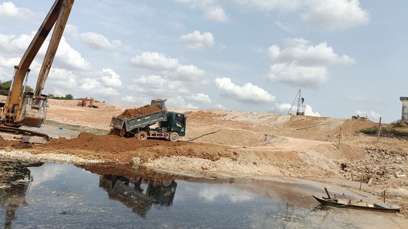 dong nai da thu gom het 200 tan ca noi trang ho song may hinh 4